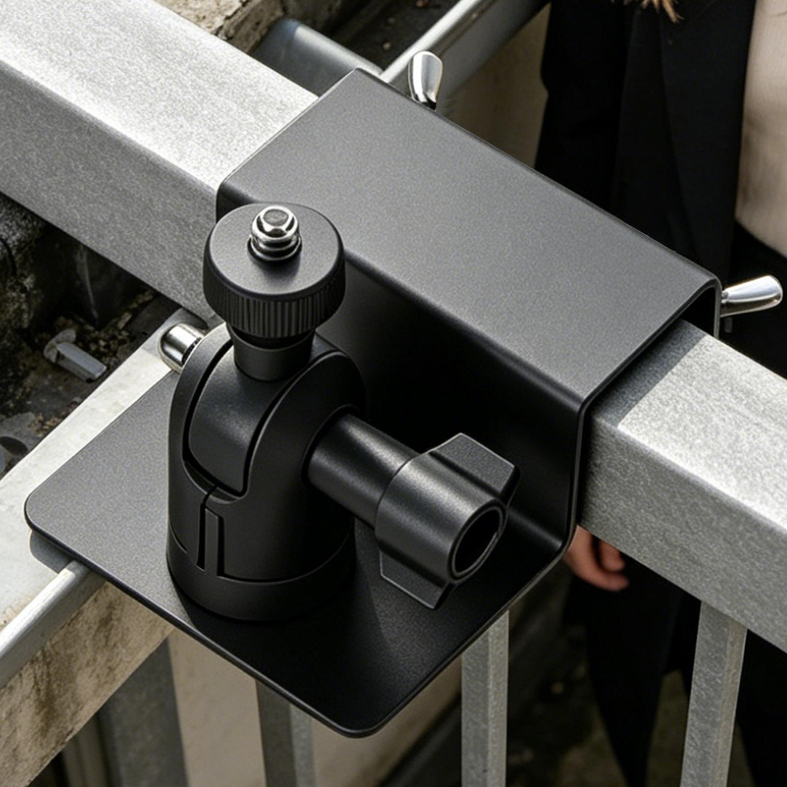 セキュリティカメラ用ガターマウント ソーラーパネルモニターブ - Garden Camera のレビューと価格